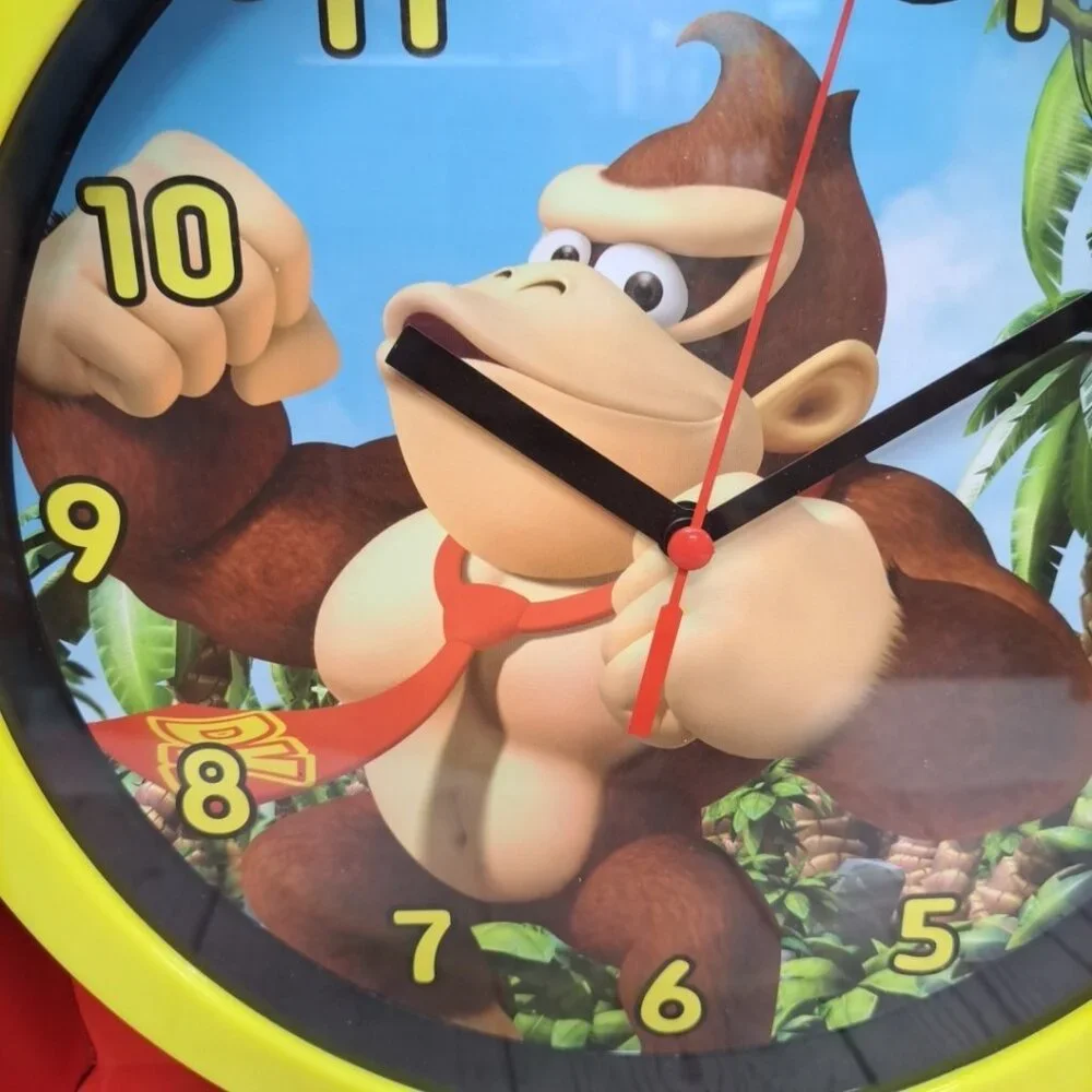 Accutime Nintendo Donkey Kong Wall Clock Office Home Wall Decor 10in